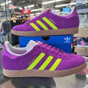 Women’s Adidas Gazelle Purple Burst Solar Yellow Size 7.5